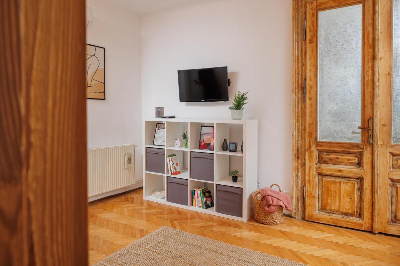 Lunga 16 Guesthouse Brasov Exterior photo